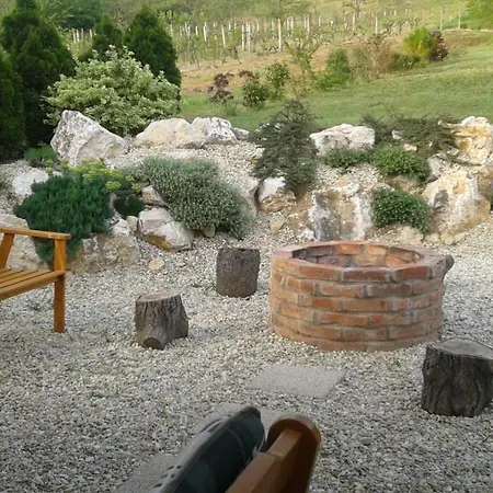 Janus シャールヴァール